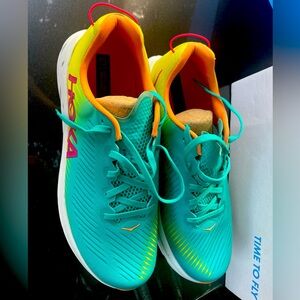 Hoka Men's Rincon 3 WIDE Running Sneaker Shoes Size 10.5 2E NEW mint in box